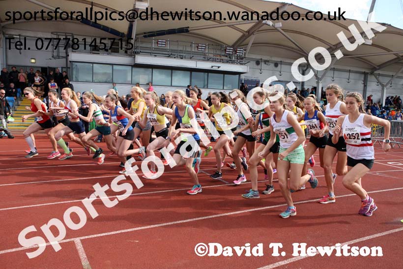 Womens under-17s Northern 6 and 4 Stage Road Relays. Photo: David T. Hewitson/Sports for All Pics
